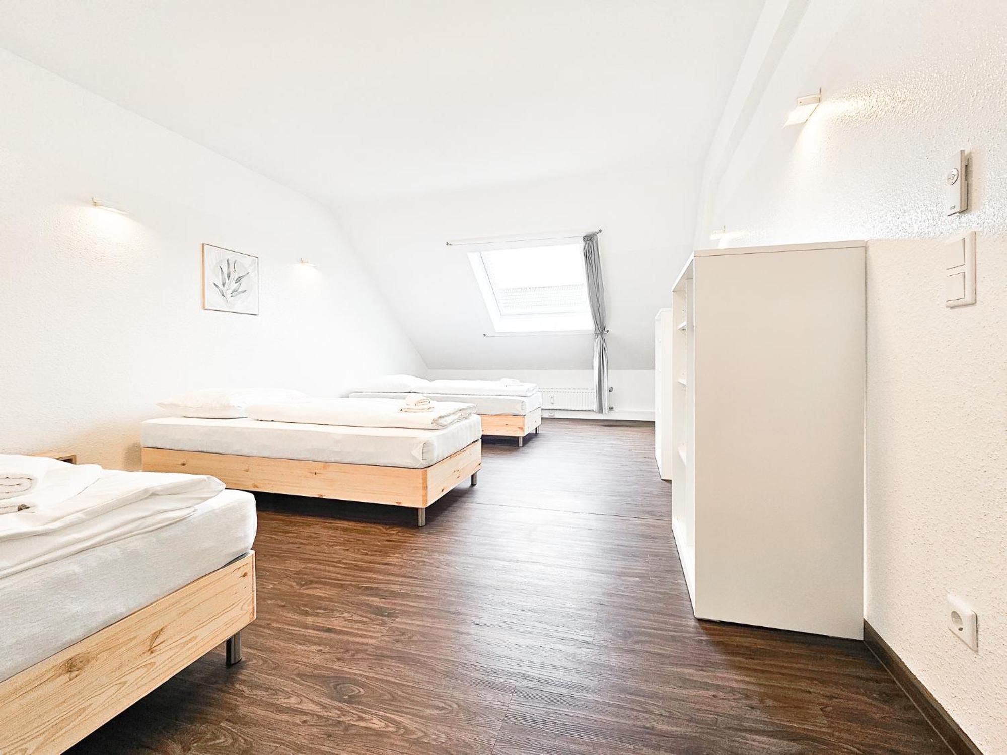 Raj Living - City Center Apartments With 5 Rooms - 10 Min Messe Dus 뒤셀도르프 외부 사진
