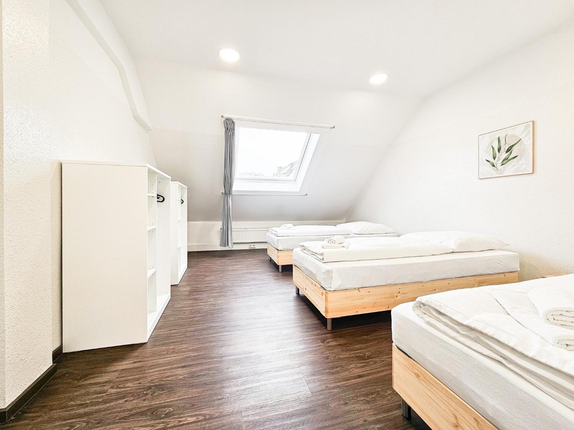 Raj Living - City Center Apartments With 5 Rooms - 10 Min Messe Dus 뒤셀도르프 외부 사진