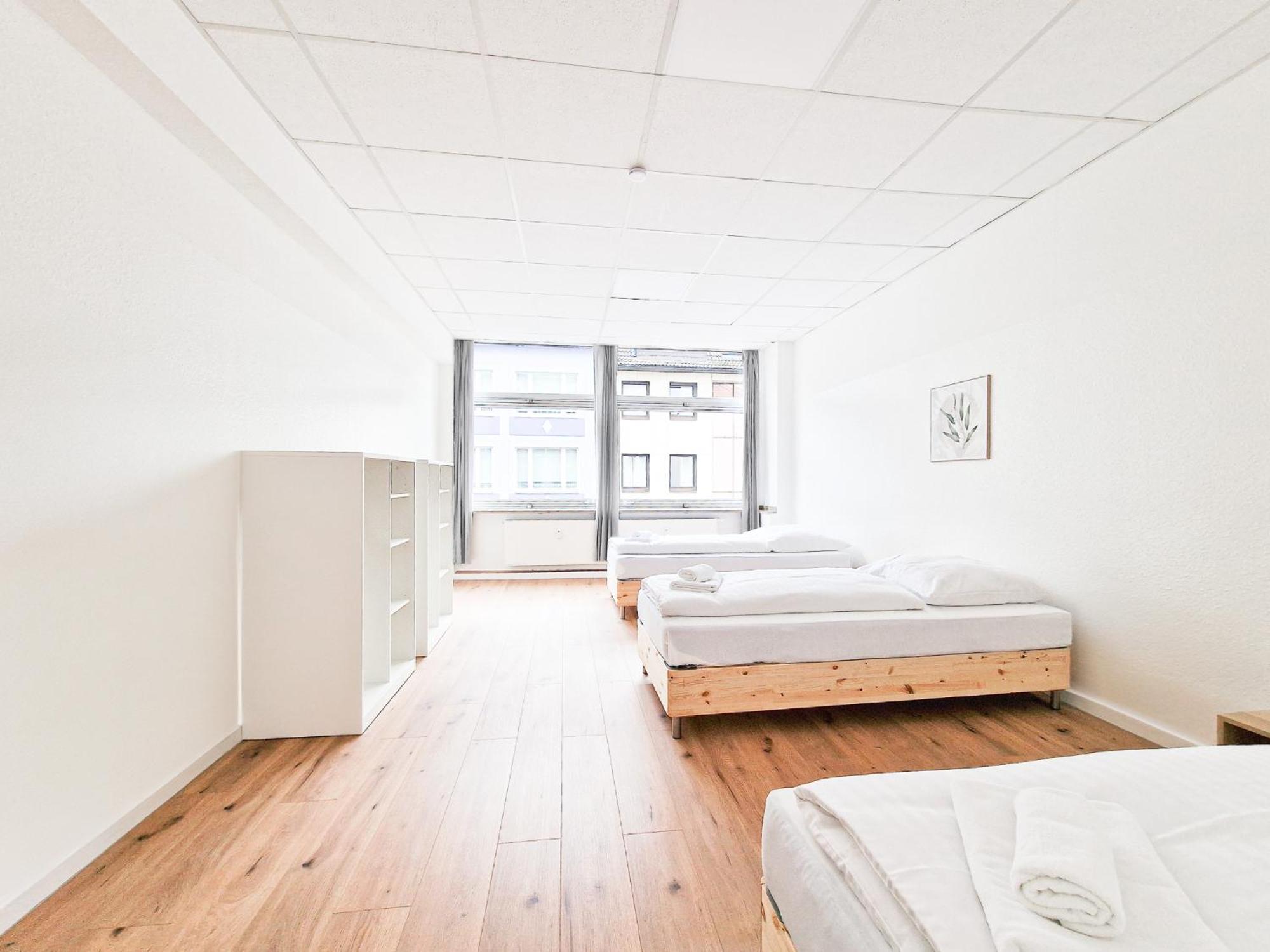 Raj Living - City Center Apartments With 5 Rooms - 10 Min Messe Dus 뒤셀도르프 외부 사진
