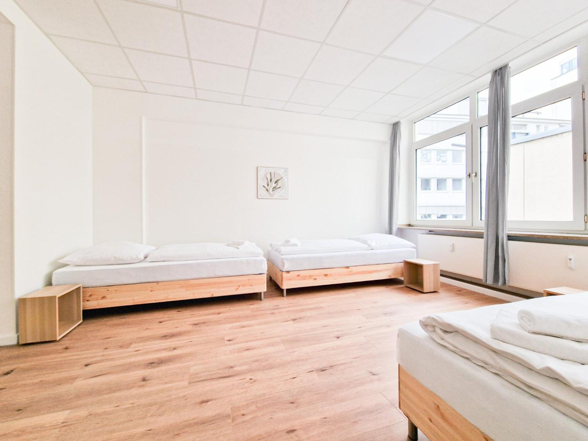 Raj Living - City Center Apartments With 5 Rooms - 10 Min Messe Dus 뒤셀도르프 외부 사진