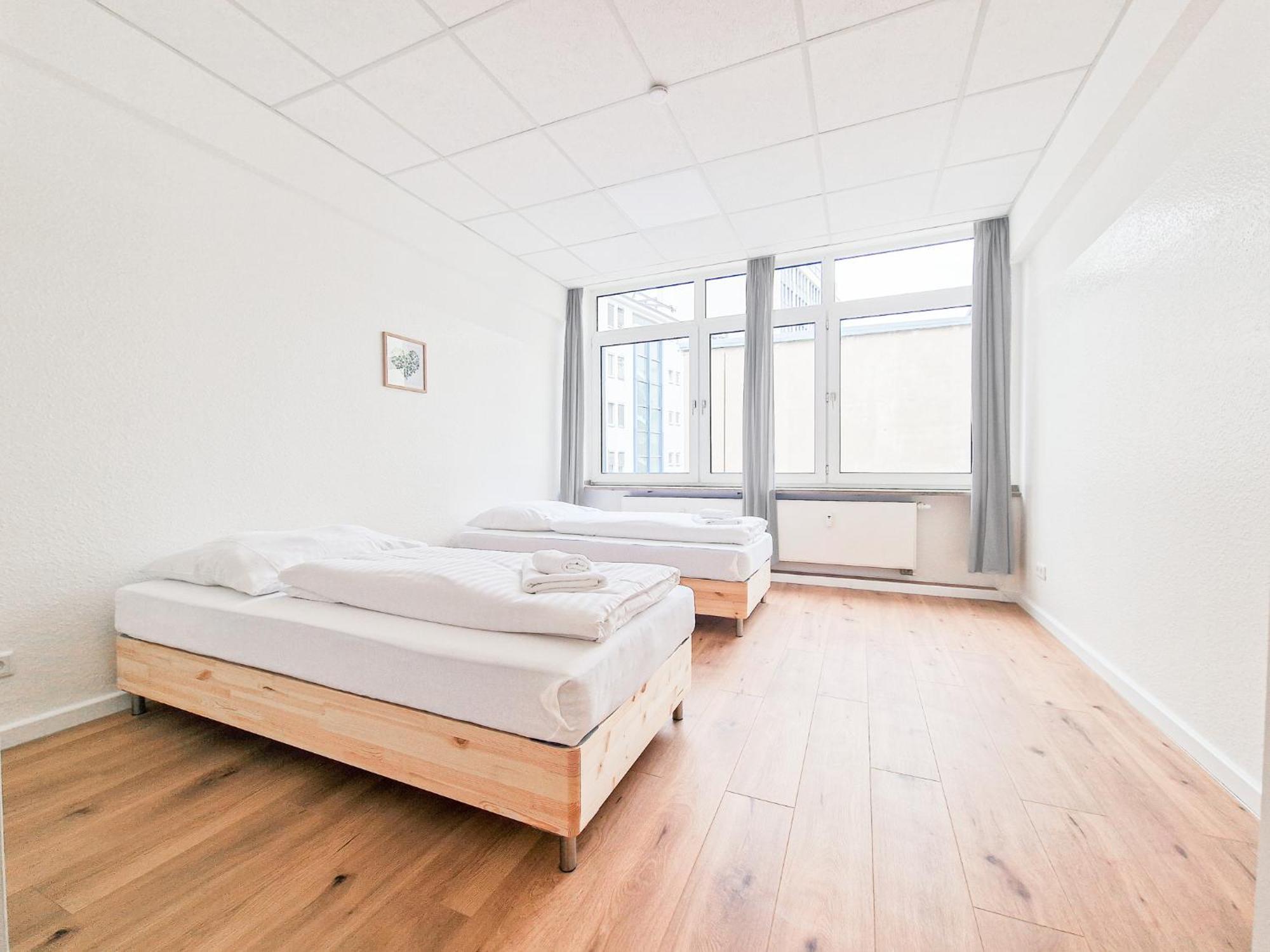 Raj Living - City Center Apartments With 5 Rooms - 10 Min Messe Dus 뒤셀도르프 외부 사진