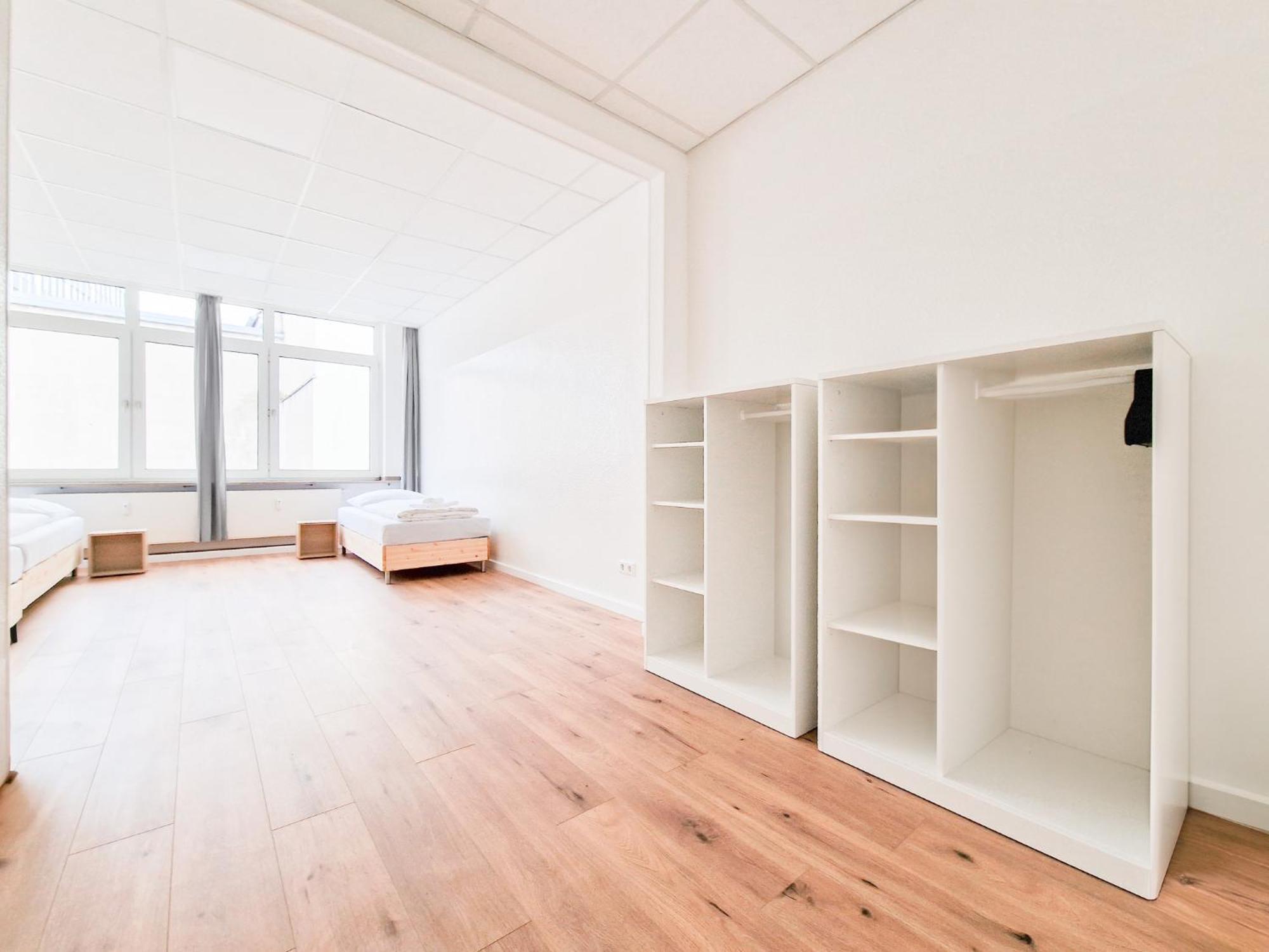 Raj Living - City Center Apartments With 5 Rooms - 10 Min Messe Dus 뒤셀도르프 외부 사진