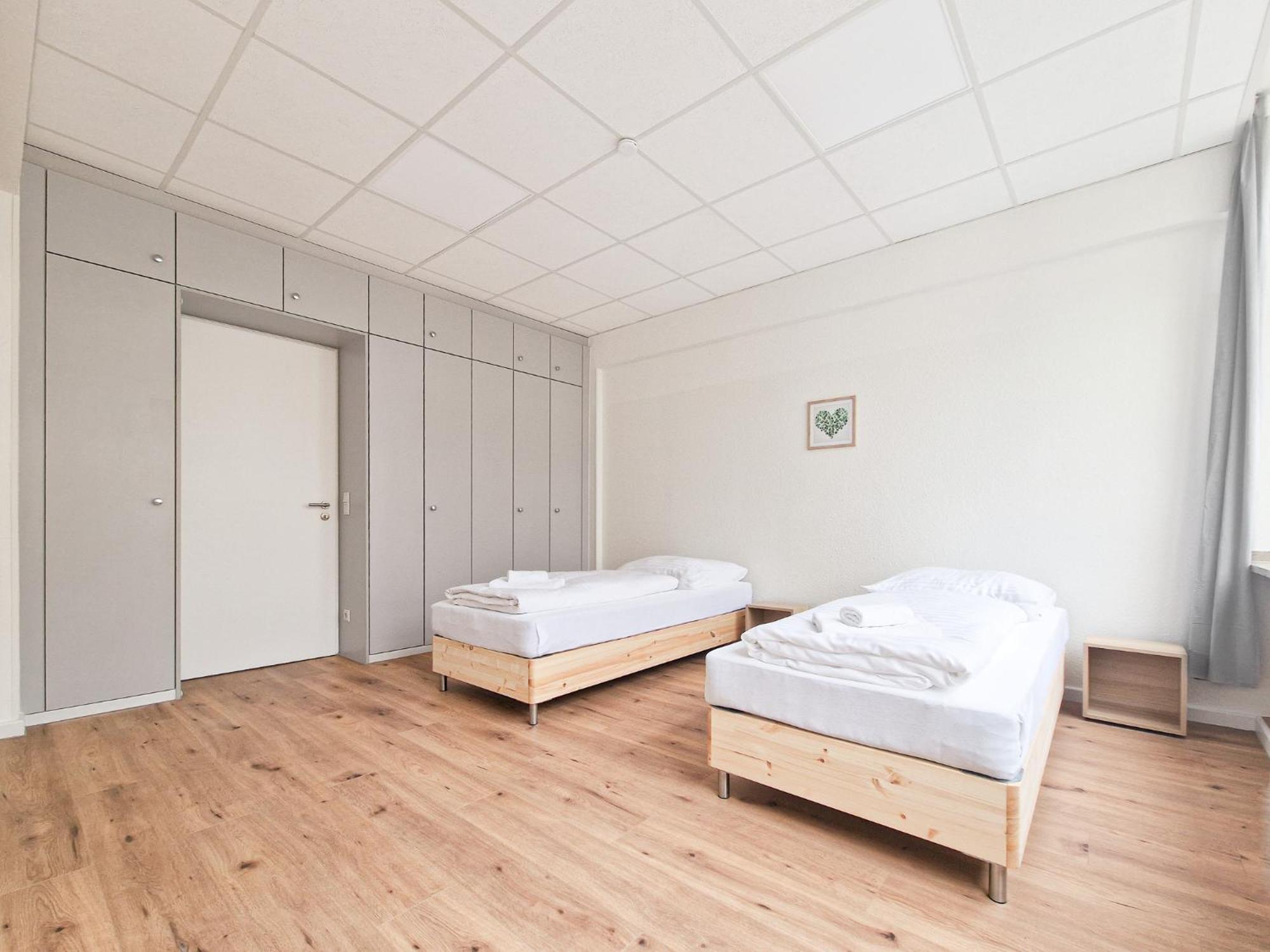 Raj Living - City Center Apartments With 5 Rooms - 10 Min Messe Dus 뒤셀도르프 외부 사진